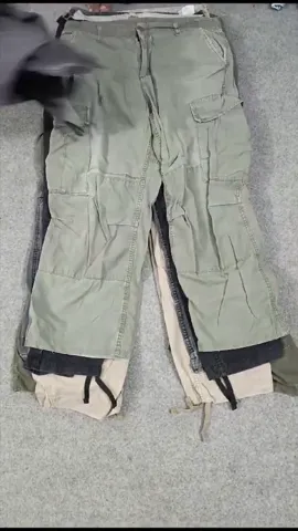 #351 Carhartt Cargo Pants -10