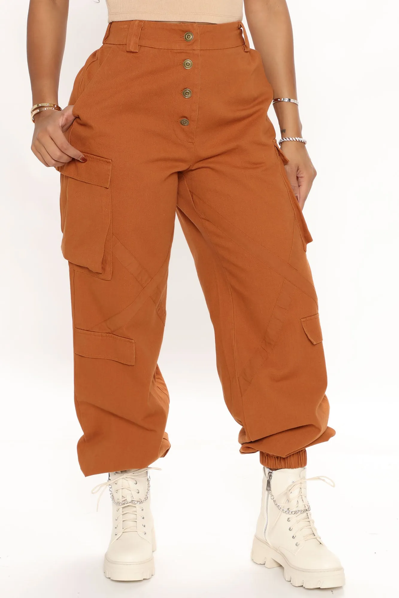 Amelia Oversized Cargo Pants - Cognac