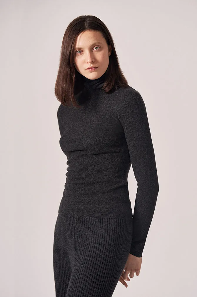 CASHMERE CLASSIC TURTLENECK