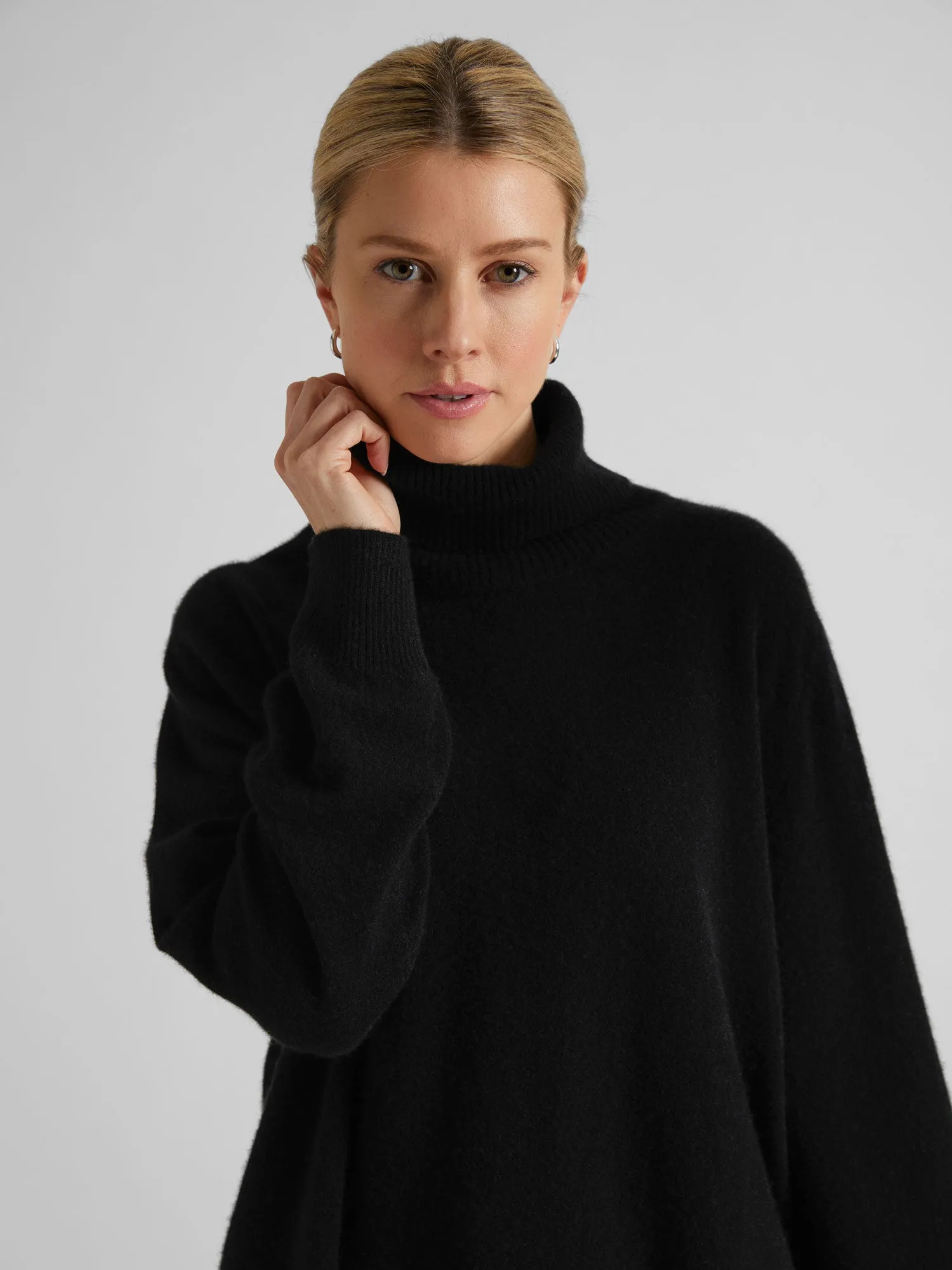 Cashmere sweater "Dagny polo" - Black