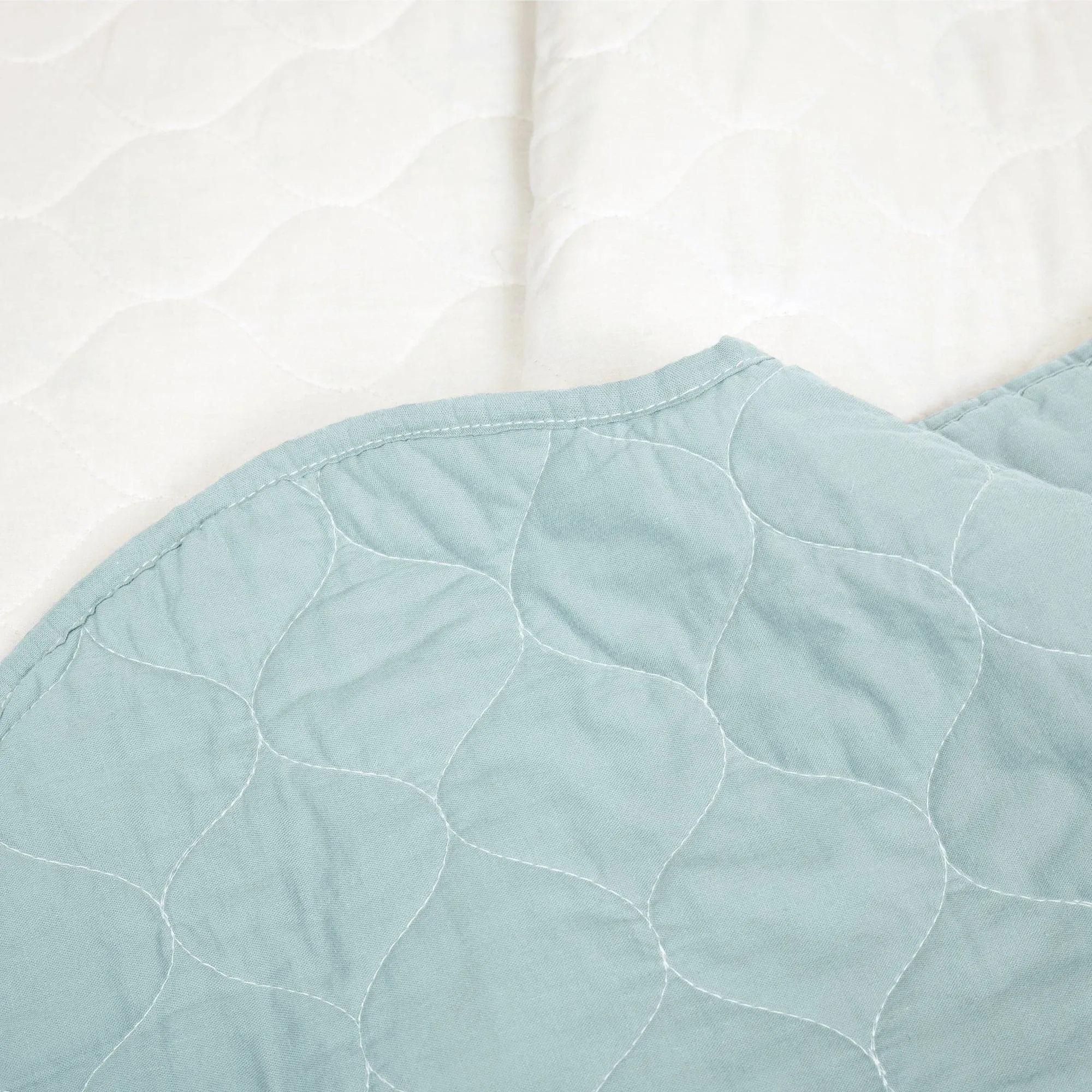 Coastal Chic Scalloped Edge Reversible Quilt 3 Piece Set