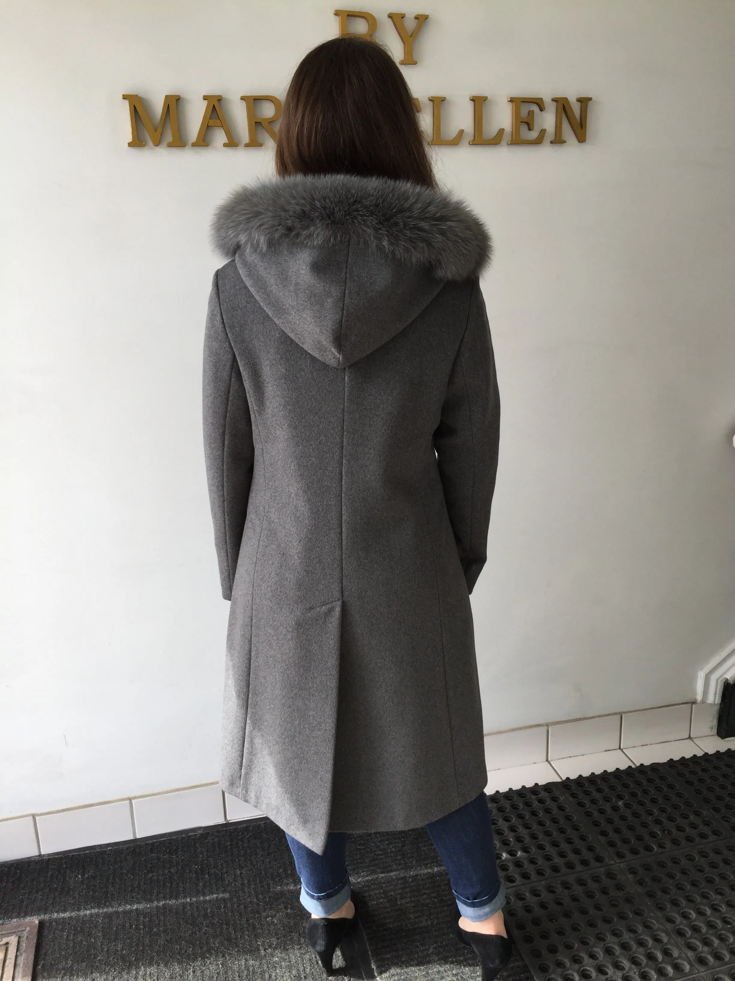 Elena Classic Coat - 50% Cashmere & Wool Blend - Detachable Fox Hood