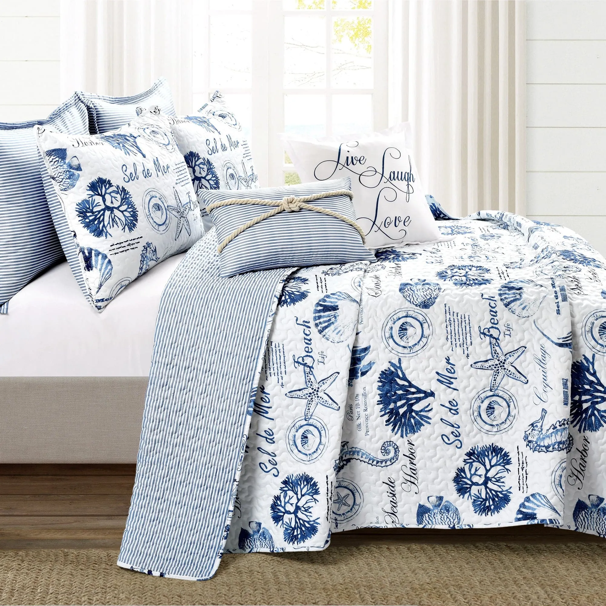 Harbor Life Reversible Quilt Set