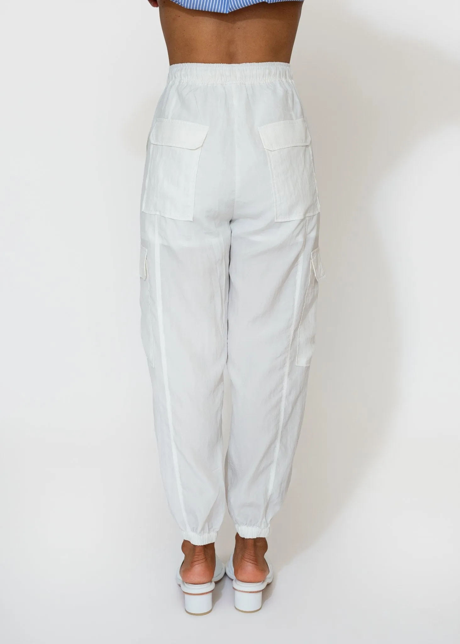 Lightweight Cargo Pants in White