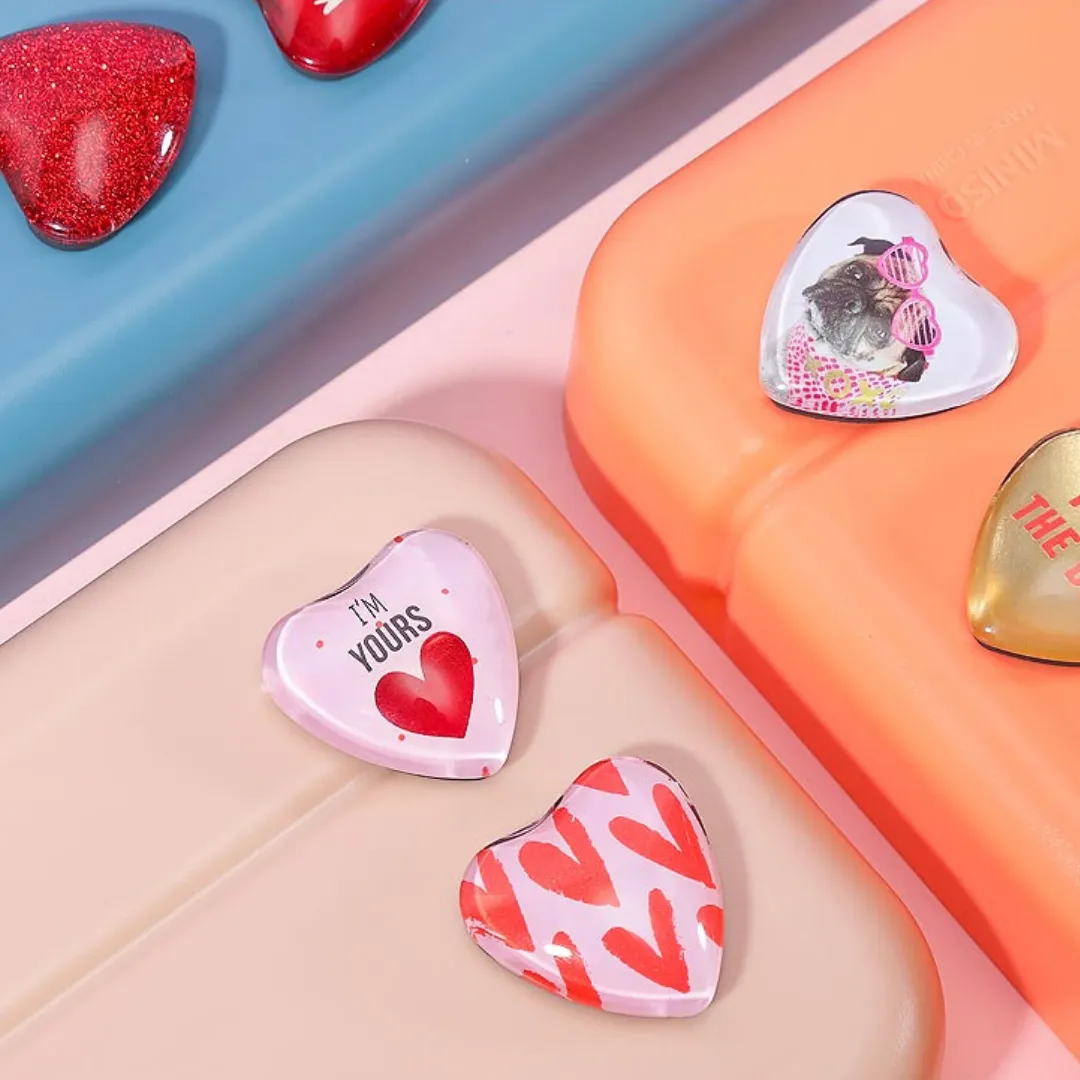 MINISO Loving Heart Magnet Set