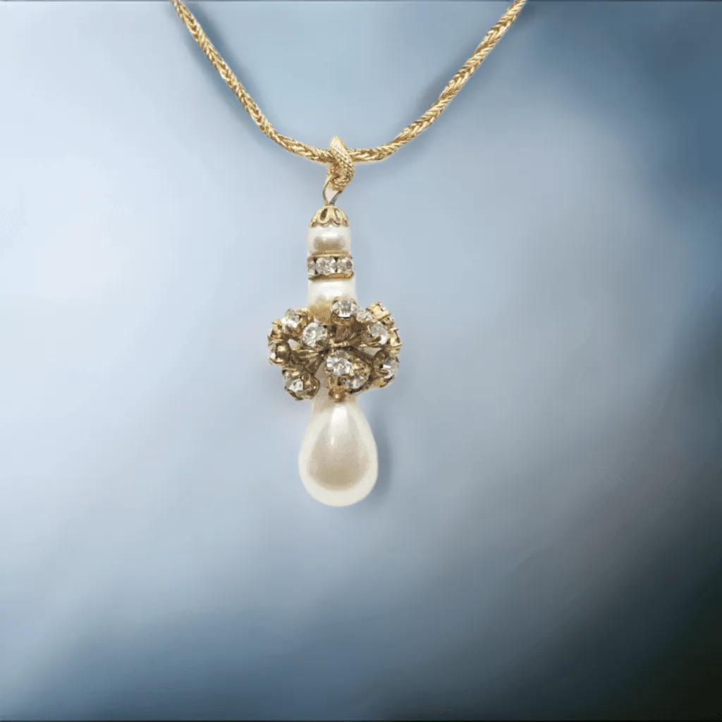 Rare and Most Beautiful Hattie Carnegie Vintage Pearl Drop Pendant