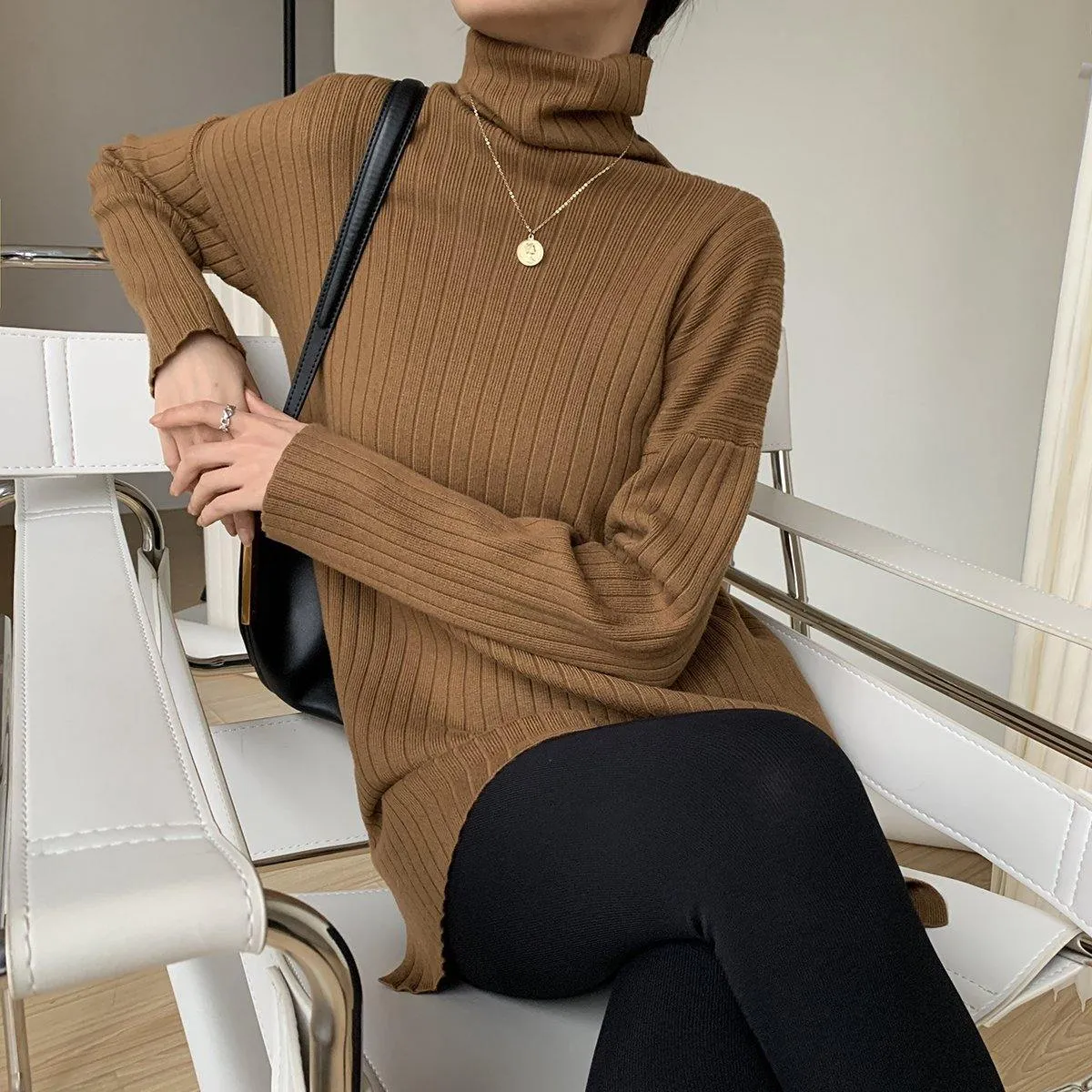 Turtleneck Knit - Brown