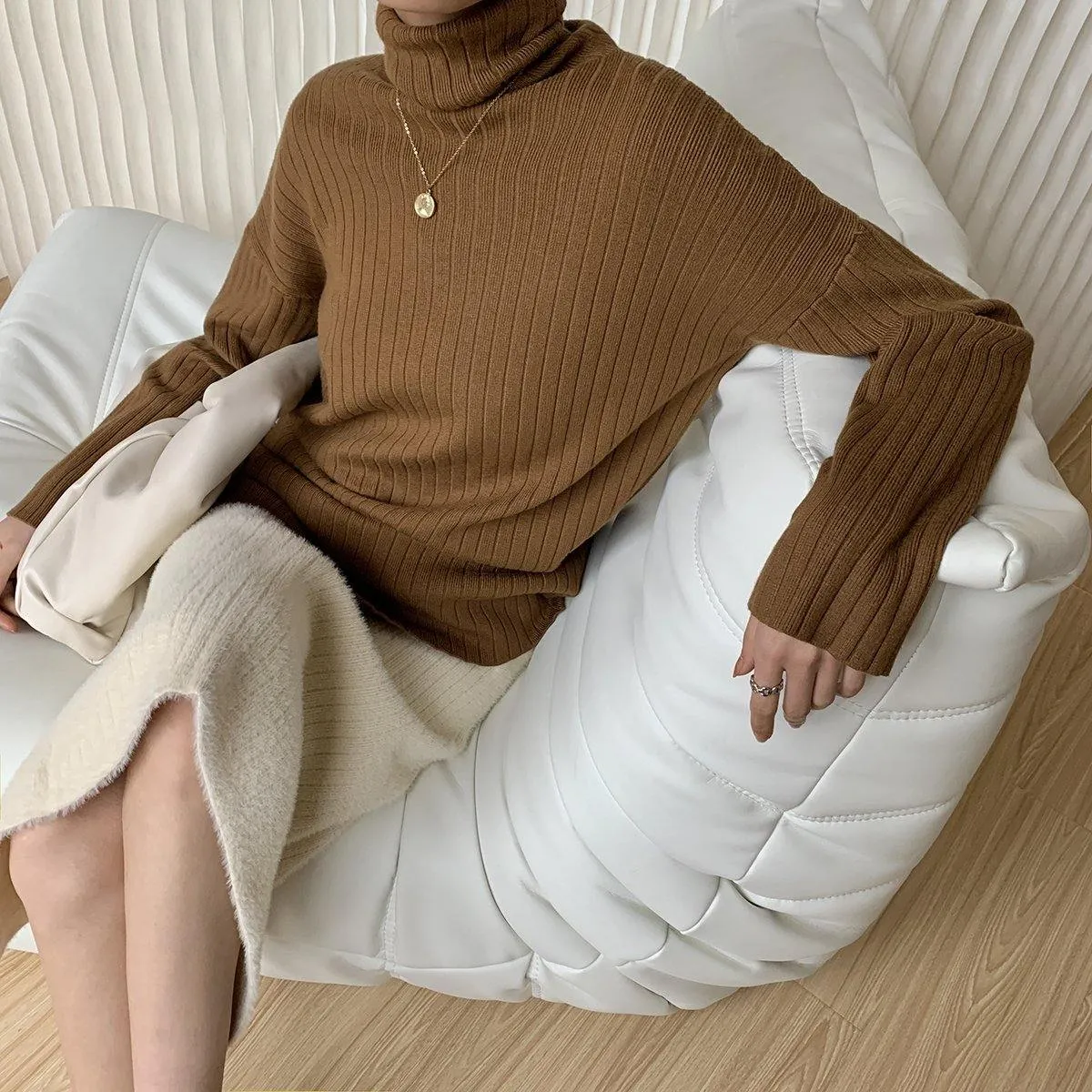 Turtleneck Knit - Brown