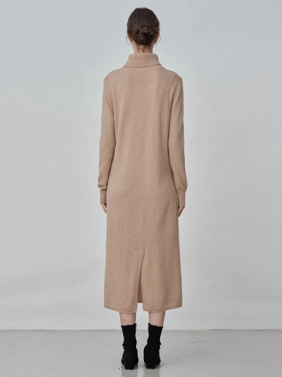 Turtleneck Maxi Dress_Camel