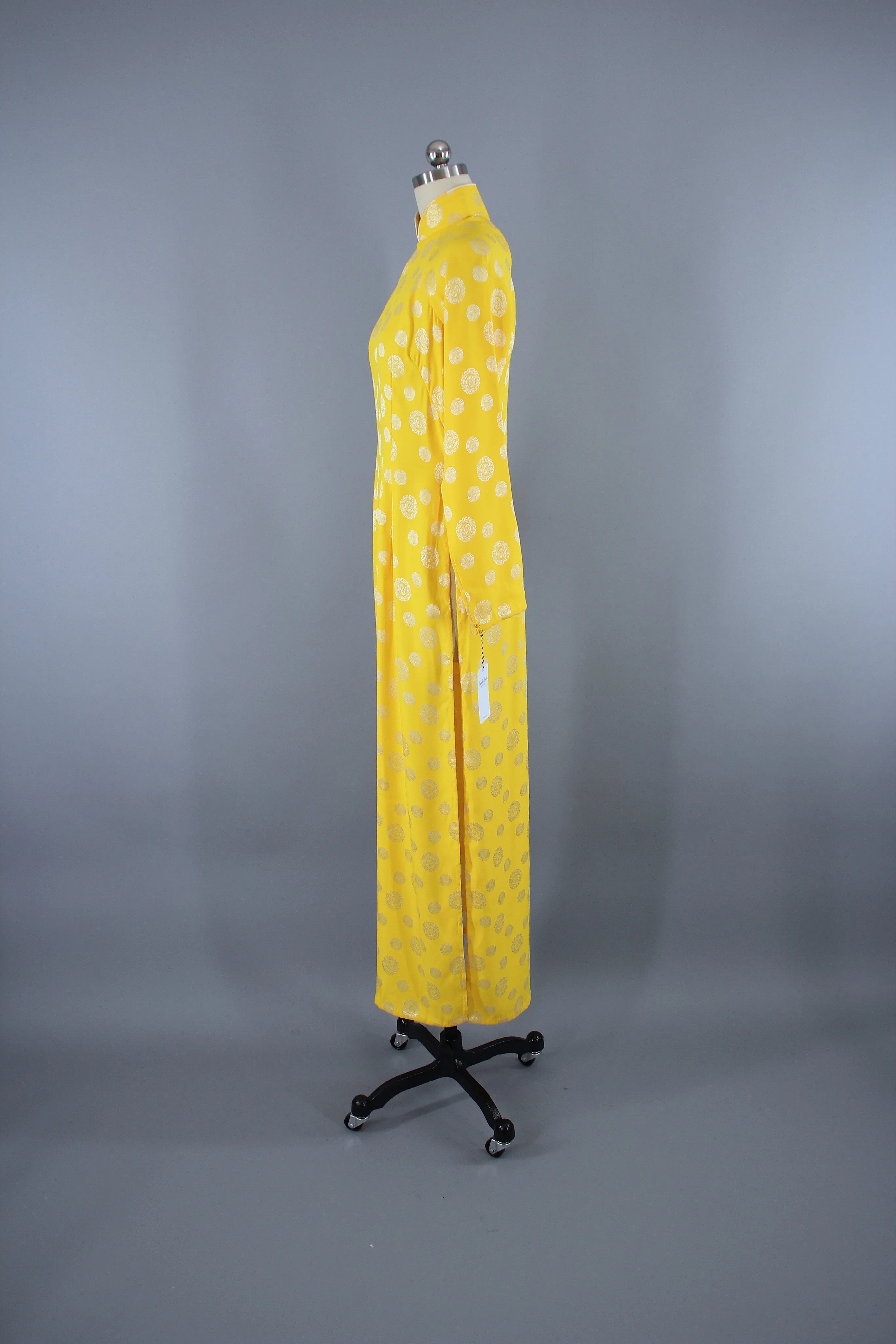 Vintage 1970s Ao Dai Vietnamese Dress / Yellow