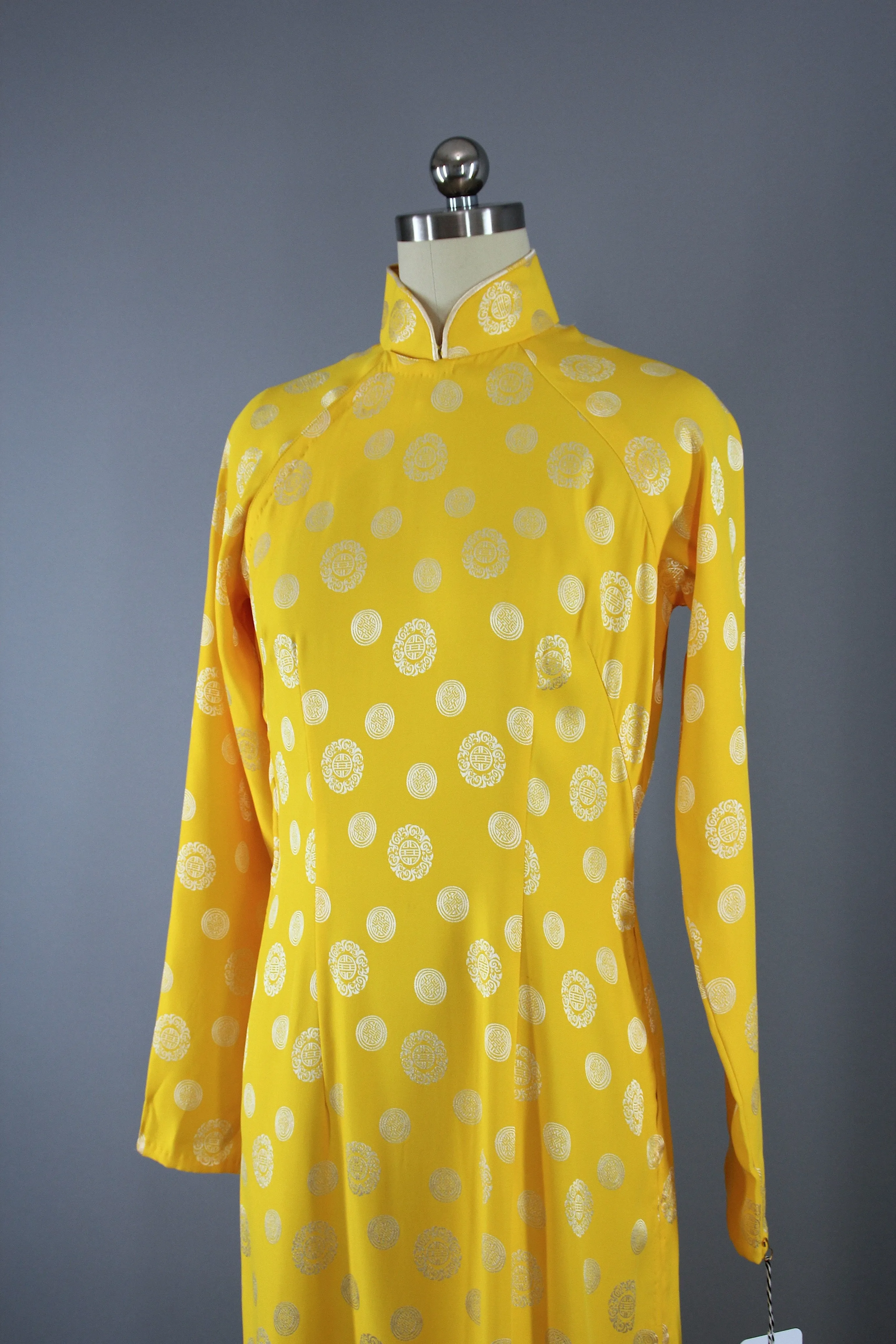 Vintage 1970s Ao Dai Vietnamese Dress / Yellow